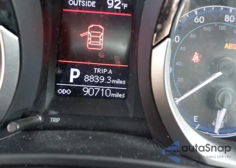 2014 Toyota Corolla S Plus z USA, uszkodzony, nr VIN 2T1BURHE5EC067546